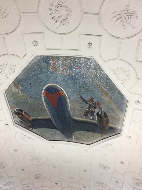 D'autres mosaïques au plafond que nous n'avions pas vues hier.