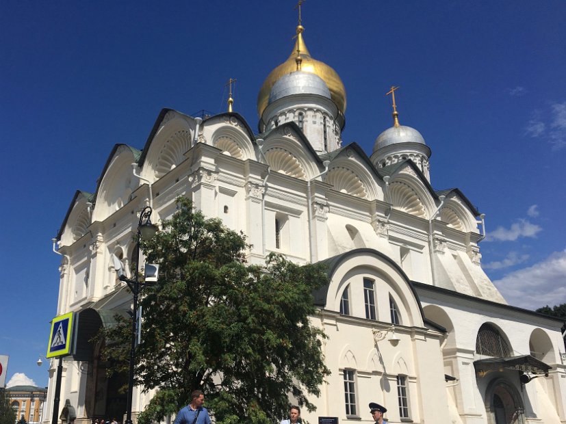 La cathédrale de l'Archange Saint-Michel (Архангельский собор) a été édifiée en 1505-1508 par un architecte vénitien Alevisio le Jeune.