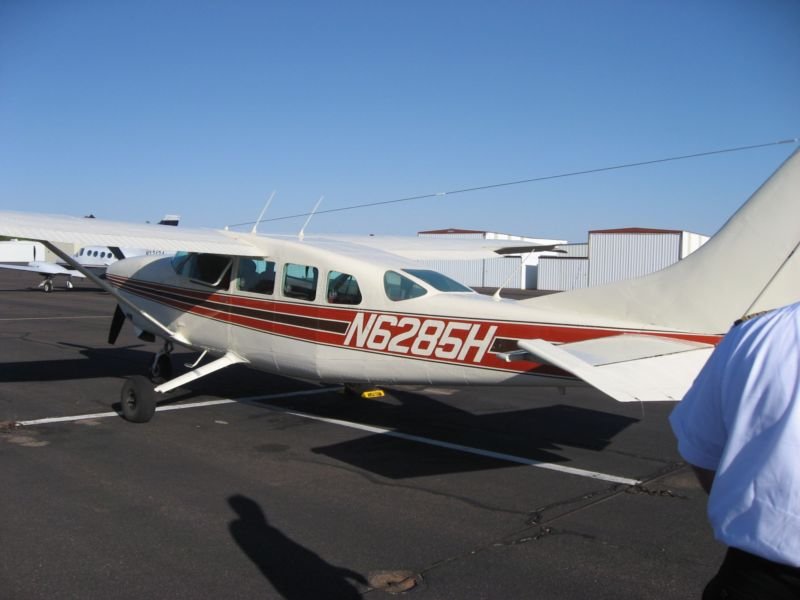 notregroupede6prendracecessna207.jpg